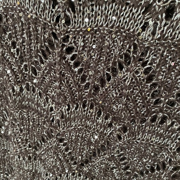 Sweater - Picture 5 of 5